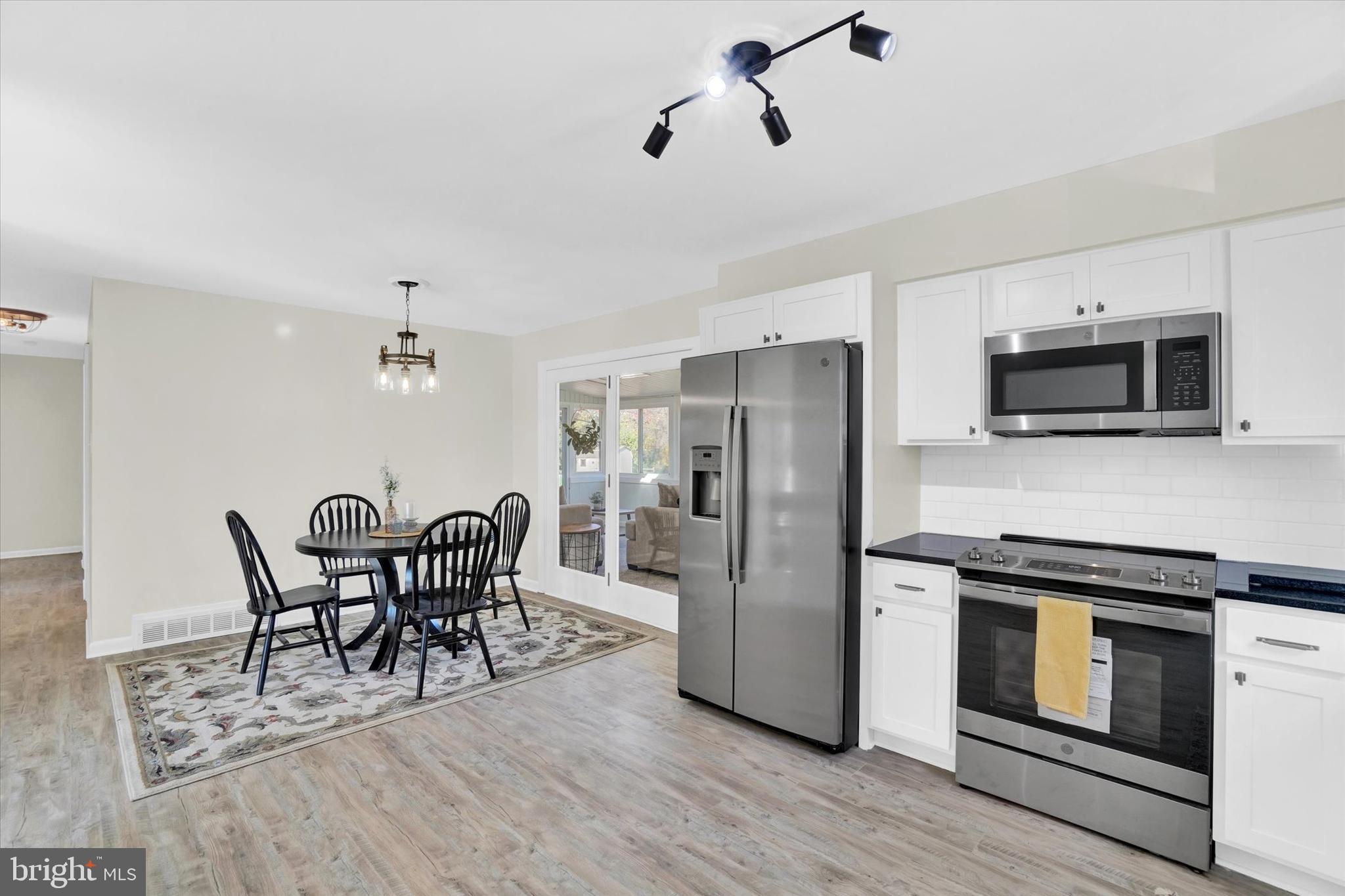 4959 East Prospect Road York, PA 17406 - Photo 11 of 33 Gallery Image 11