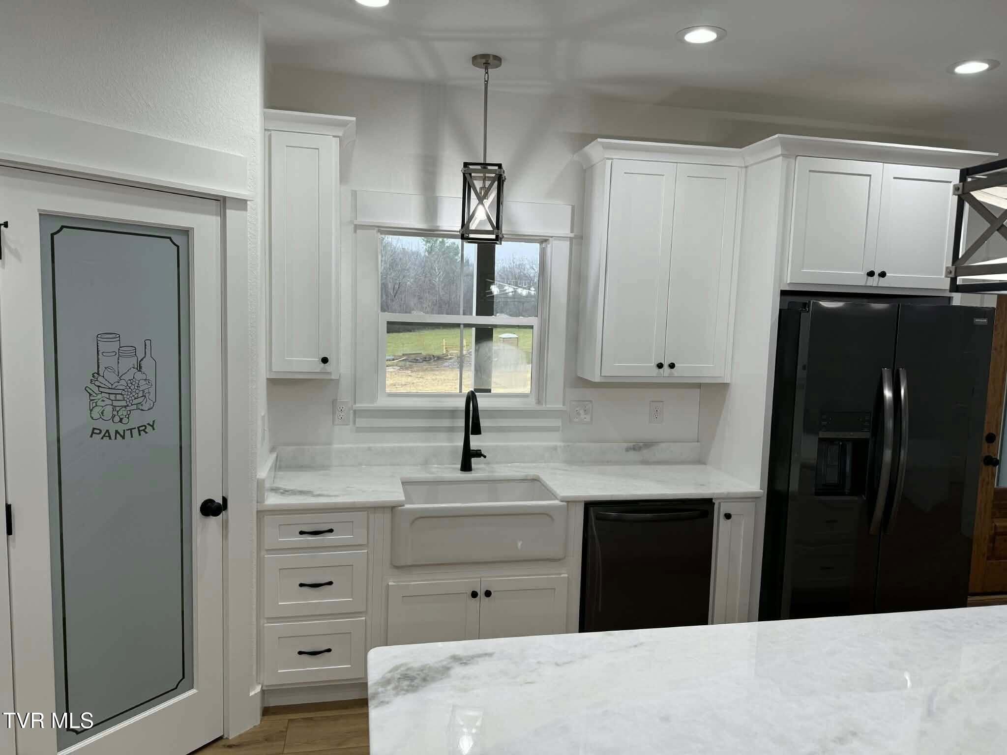 4165 John Graham Road Greeneville, TN 37745 - Photo 6 of 20 6