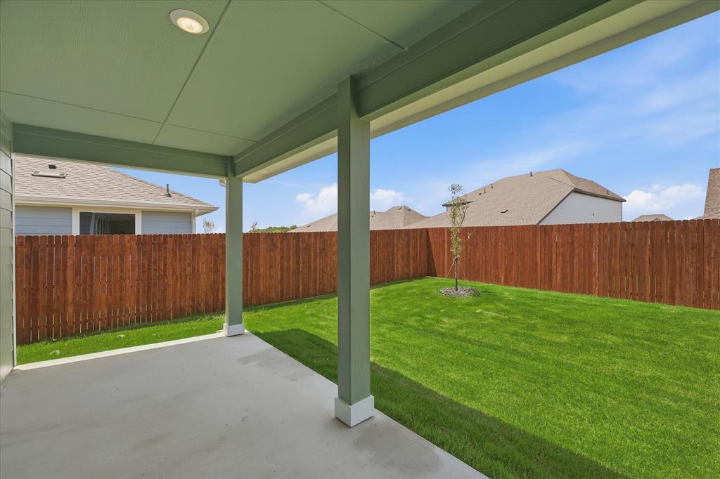 722 Orchid Way Pilot Point, TX 76258 - Photo 27 of 34