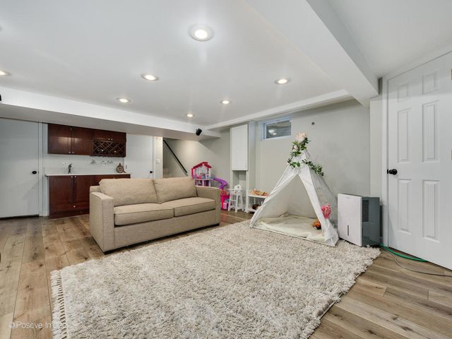 $1,035,000 | 789 Hill Avenue, Glen Ellyn, IL 60137