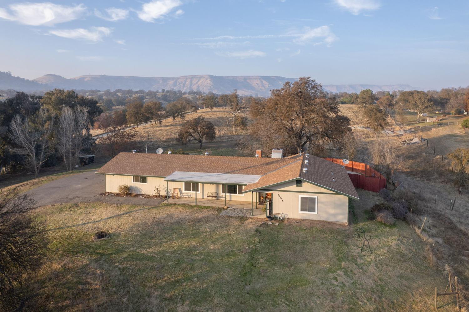 10296 Millerton Road Clovis, CA 93619 - Photo 6 of 55 Gallery Image 6