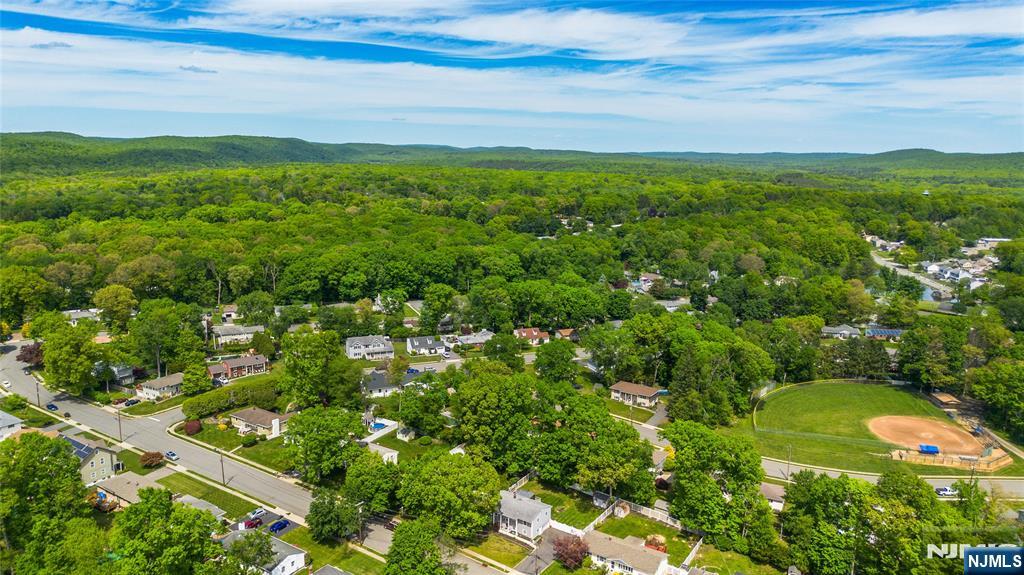 42 Summit Road Oak Ridge, NJ 07438 - Photo 34 of 39