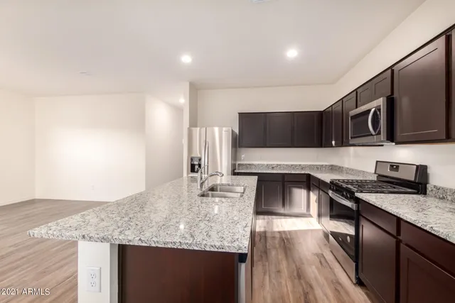 $1,875 | 19585 West Annika Drive, Litchfield Park, AZ 85340