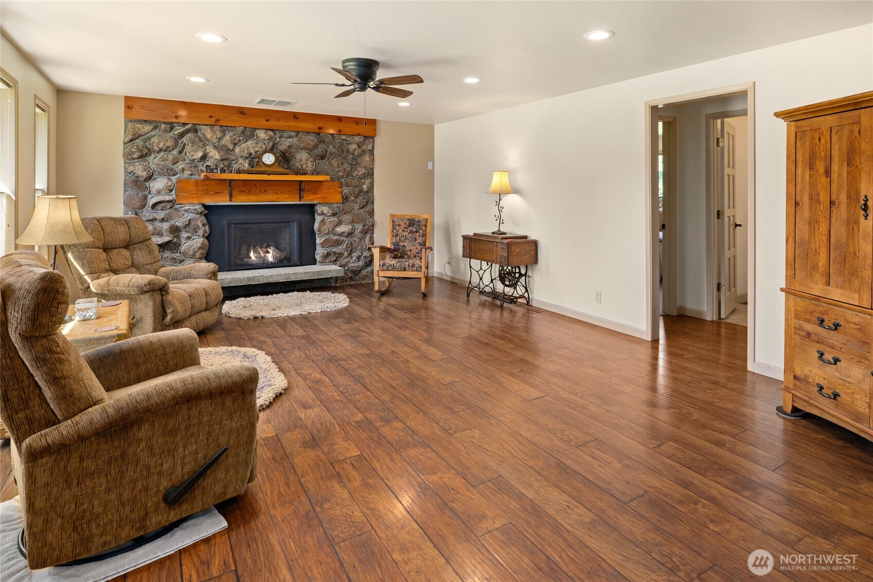 220 East Willis Road Ellensburg, WA 98926 - Photo 6 of 40 Gallery Image 6