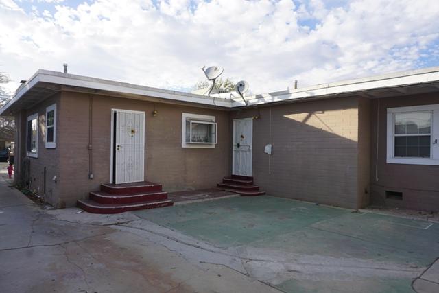 44822 Genoa Avenue Lancaster, CA 93534 - Photo 2 of 27 a front view of a house