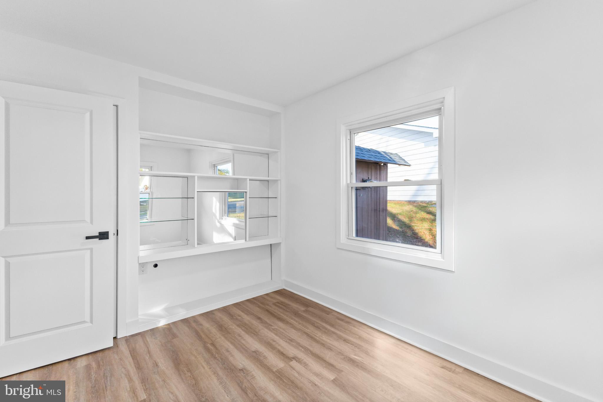 5 Perennial Lane Willingboro, NJ 08046 - Photo 20 of 52 an empty room with windows and entrance