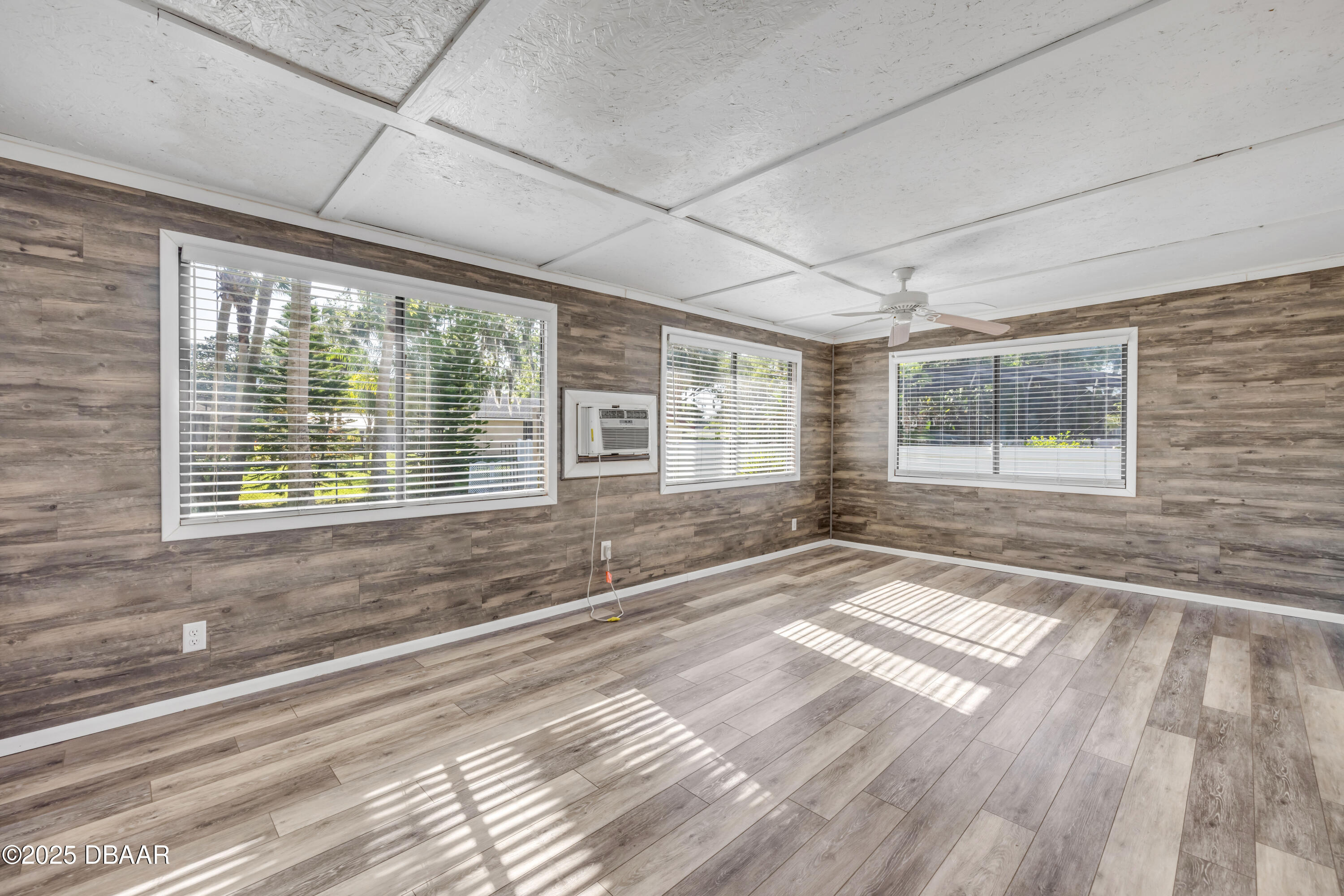 1617 Hontoon Road DeLand, FL 32720 - Photo 22 of 43 a view of an empty room with a window