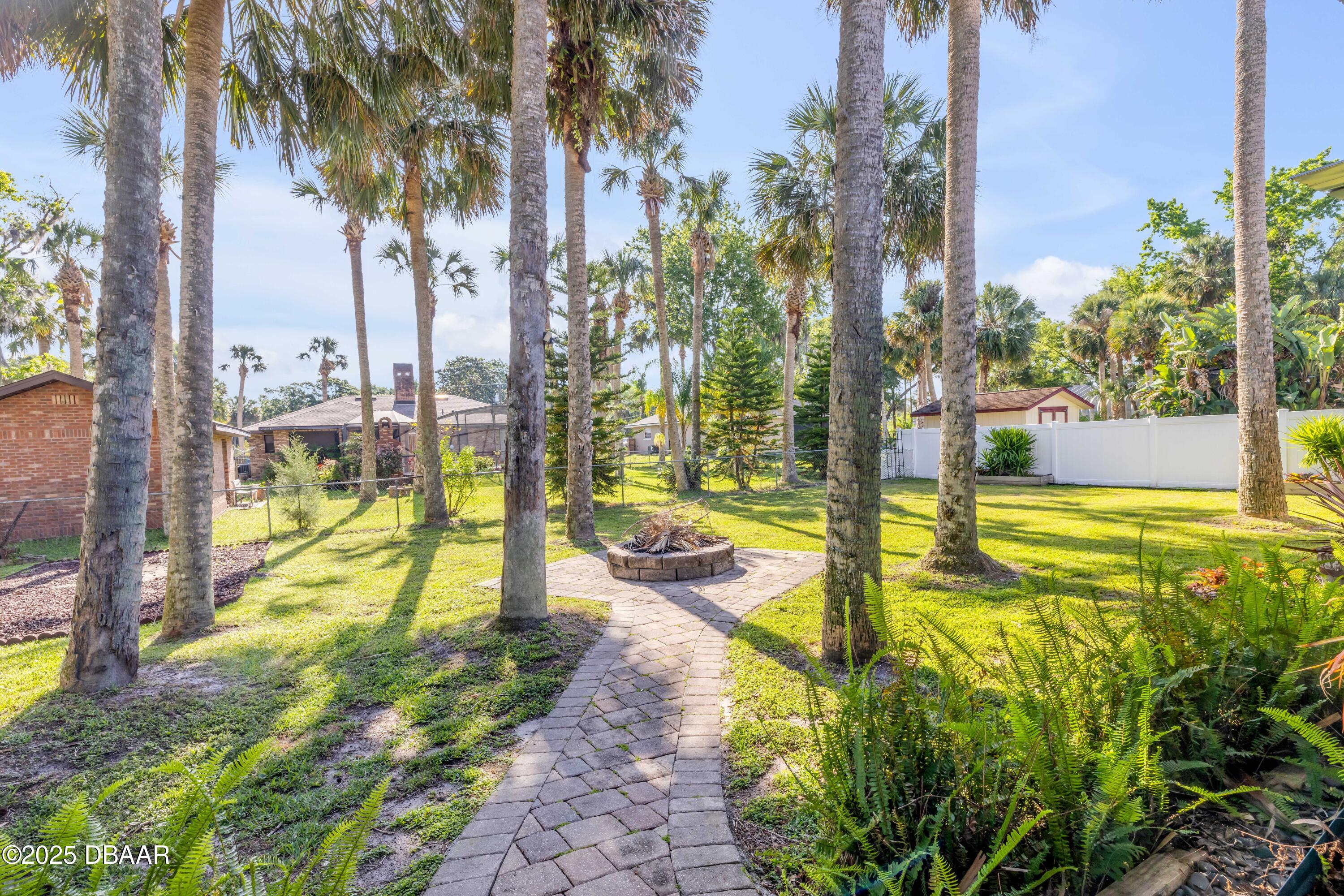 1617 Hontoon Road DeLand, FL 32720 - Photo 33 of 43 a view of swimming pool with yard