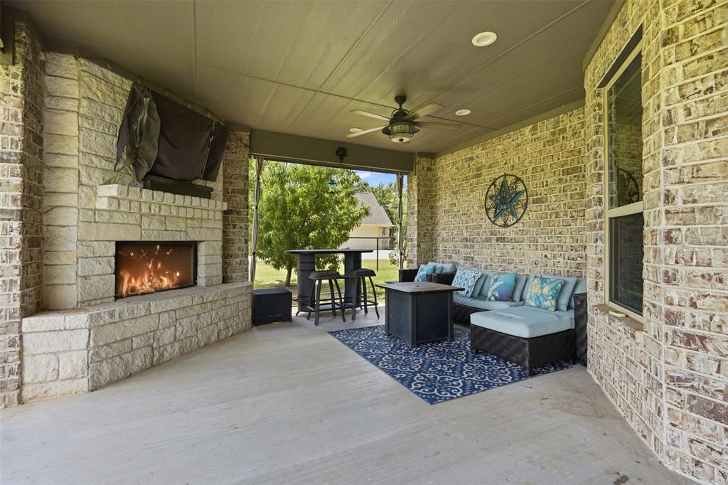 3216 Knob Road Springtown, TX 76082 - Photo 31 of 40