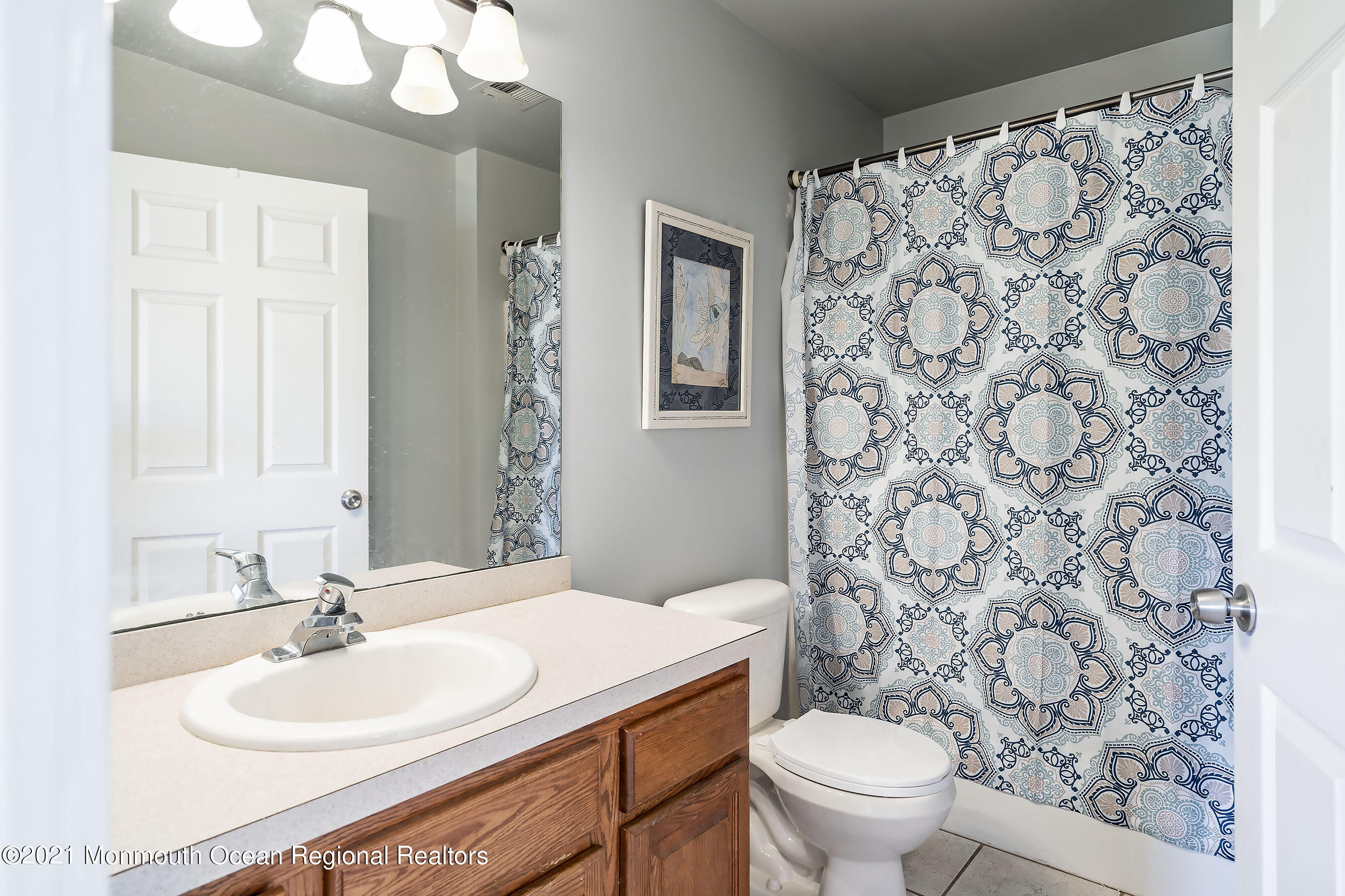 914 Ocean Road Point Pleasant, NJ 08742 - Photo 28 of 40 Bath 1