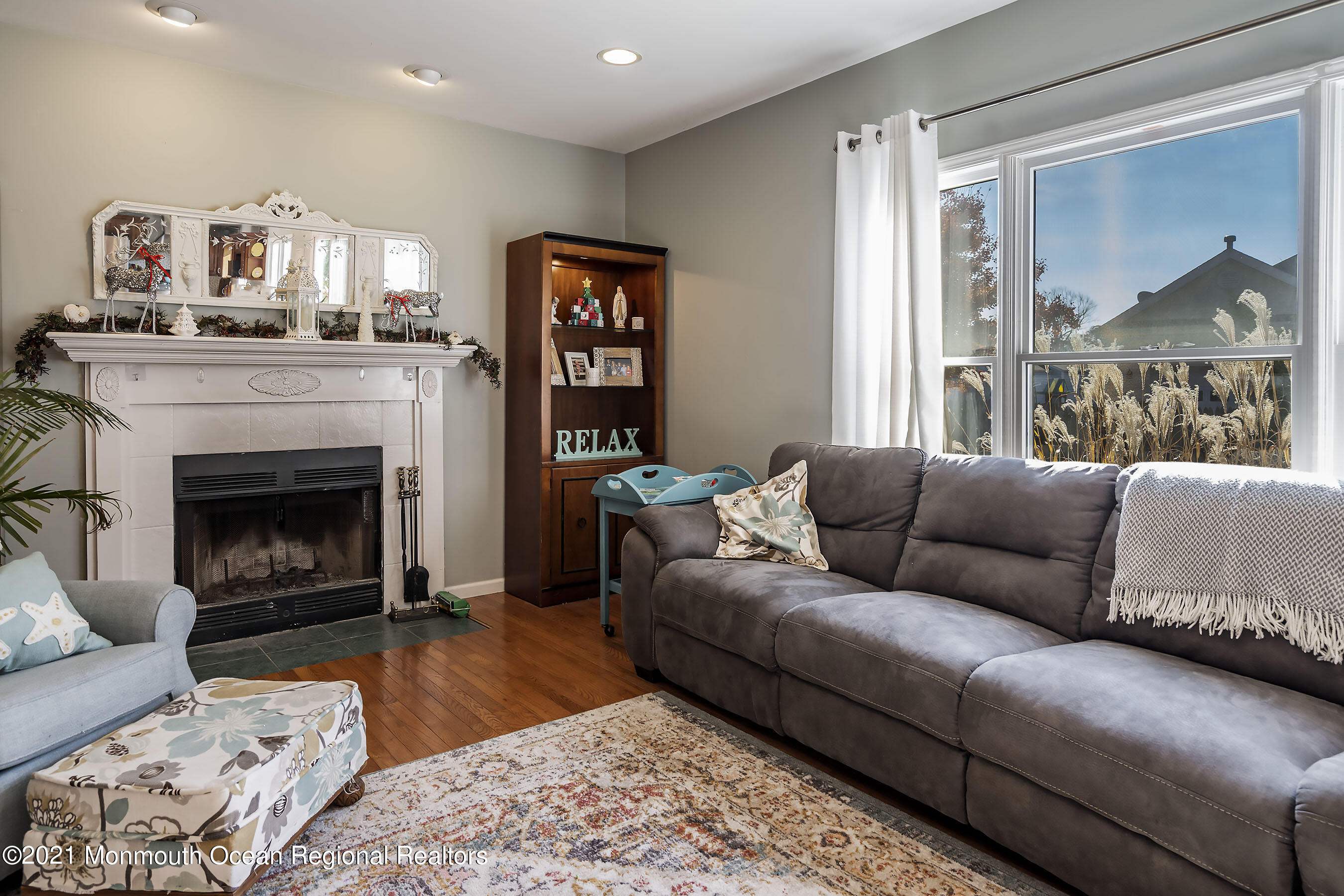 914 Ocean Road Point Pleasant, NJ 08742 - Photo 7 of 40 Living 1a