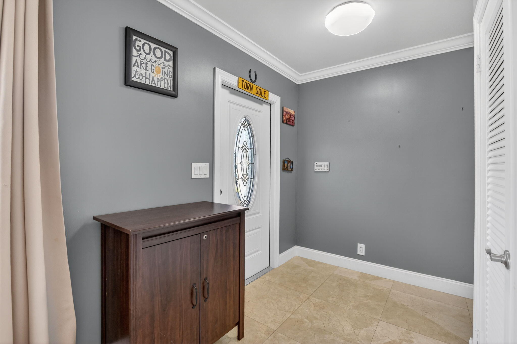 257 Southwest 5th Street Boca Raton, FL 33432 - Photo 6 of 61 Foyer