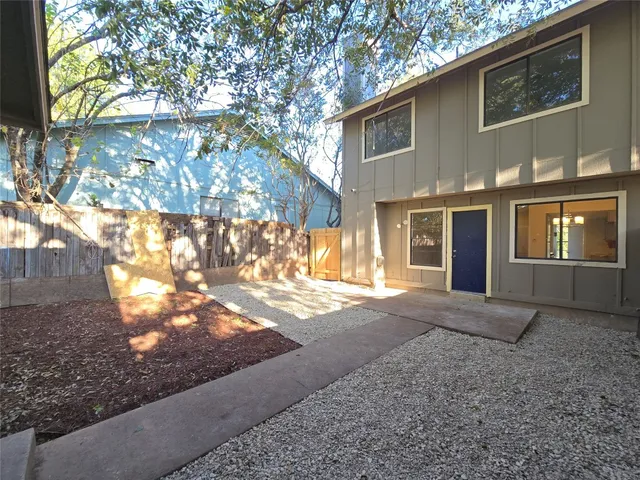 $1,550 | 1305 Dobie Drive, Unit A, Austin, TX 78753