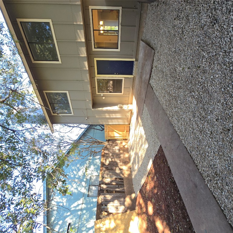 1305 Dobie Drive, Unit A Austin, TX 78753 - Photo 3 of 20