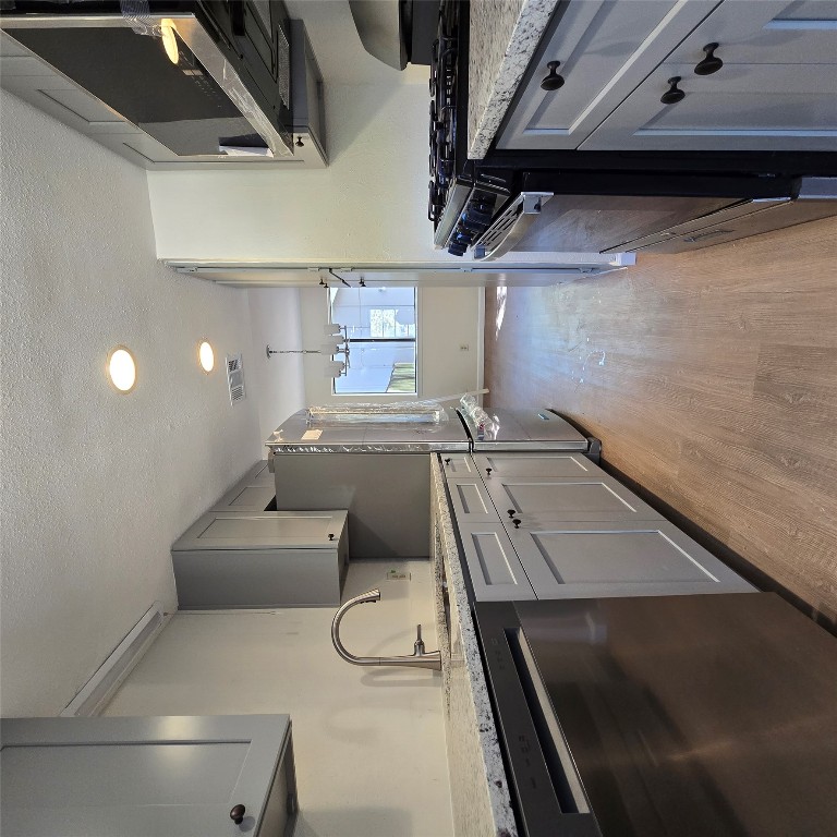 1305 Dobie Drive, Unit A Austin, TX 78753 - Photo 7 of 20