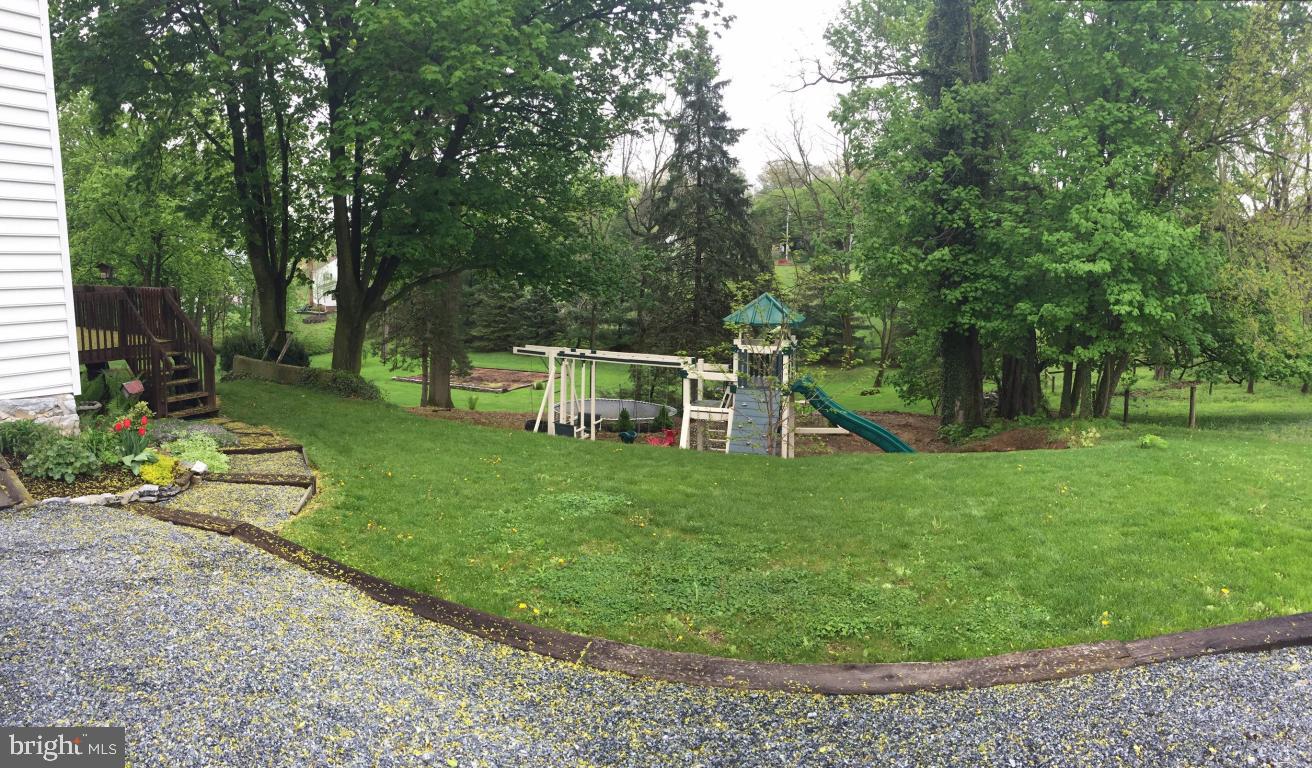 1417 Brunnerville Road Lititz, PA 17543 - Photo 14 of 38