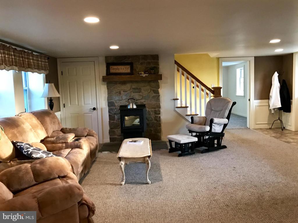 1417 Brunnerville Road Lititz, PA 17543 - Photo 23 of 38