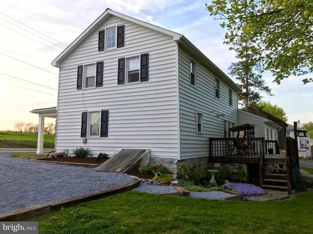 1417 Brunnerville Road Lititz, PA 17543 - Photo 5 of 38