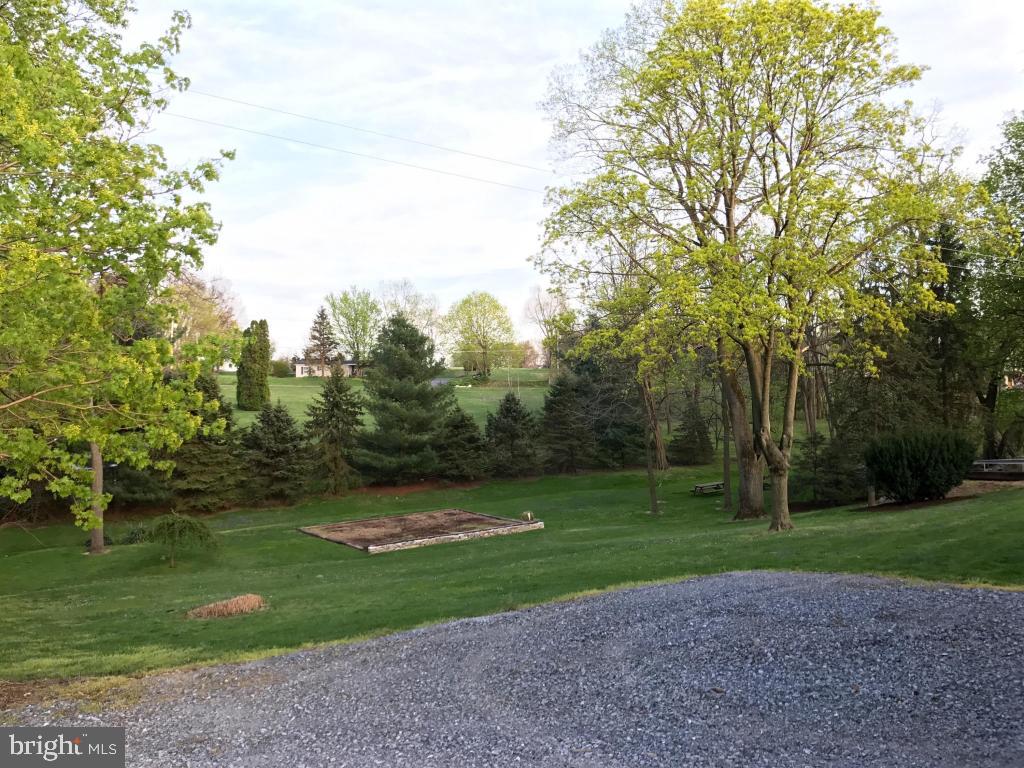 1417 Brunnerville Road Lititz, PA 17543 - Photo 10 of 38