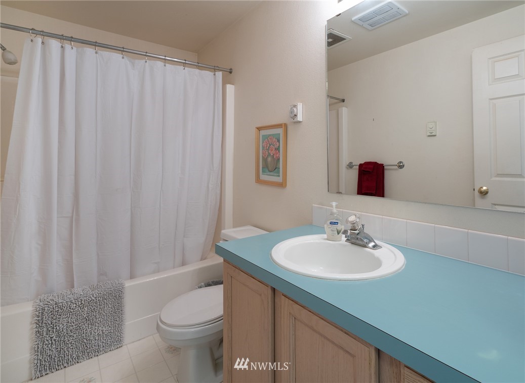 437 Davis Bay Road Lopez Island, WA 98261 - Photo 23 of 25