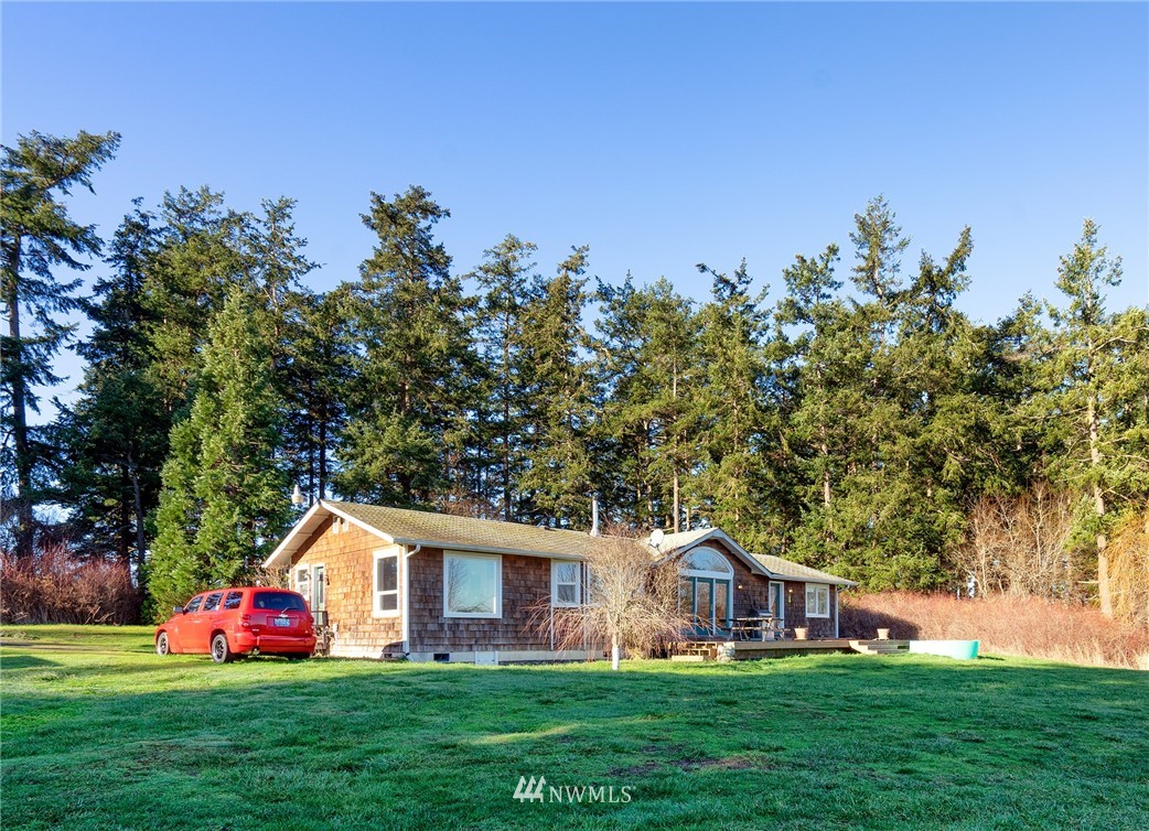 437 Davis Bay Road Lopez Island, WA 98261 - Photo 4 of 25