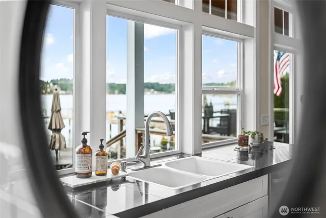 $2,595,000 | 839 Fox Drive, Fox Island, WA 98333