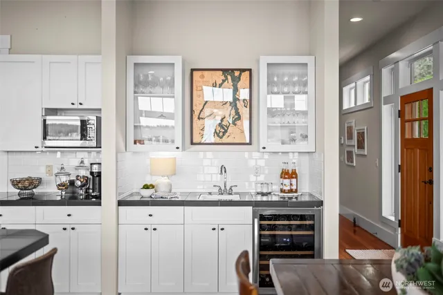 $2,595,000 | 839 Fox Drive, Fox Island, WA 98333