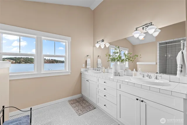 $2,595,000 | 839 Fox Drive, Fox Island, WA 98333