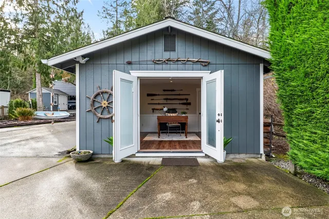 $2,595,000 | 839 Fox Drive, Fox Island, WA 98333