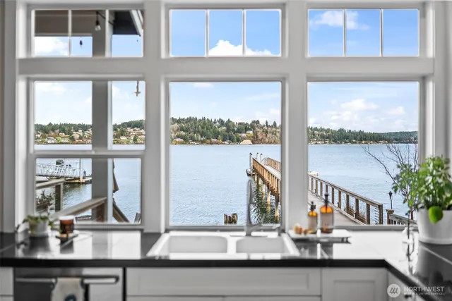 $2,595,000 | 839 Fox Drive, Fox Island, WA 98333