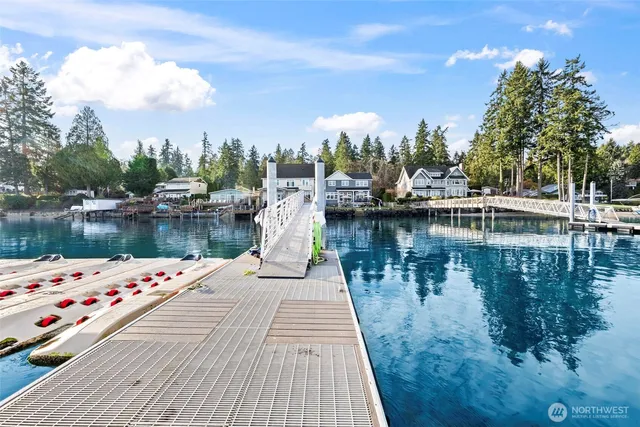 $2,595,000 | 839 Fox Drive, Fox Island, WA 98333