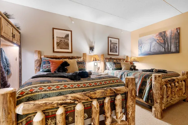 $225,000 | 2411 River Wisconsin Dells Wi 53965, Unit 2235, Wisconsin Dells, WI 53965