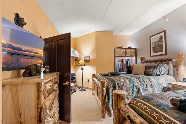 $225,000 | 2411 River Wisconsin Dells Wi 53965, Unit 2235, Wisconsin Dells, WI 53965