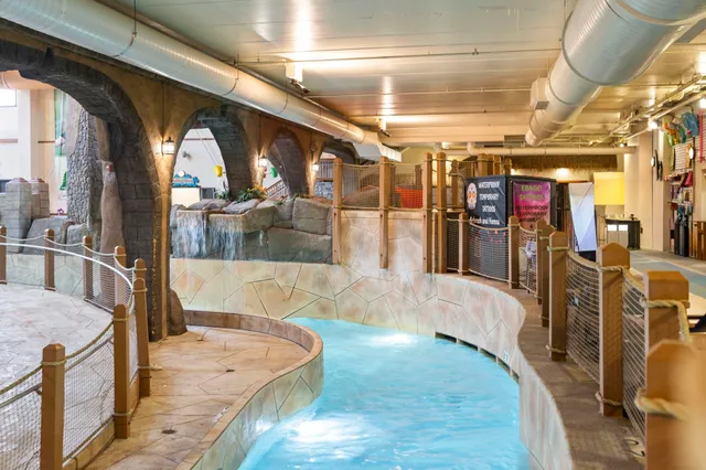 $225,000 | 2411 River Wisconsin Dells Wi 53965, Unit 2235, Wisconsin Dells, WI 53965