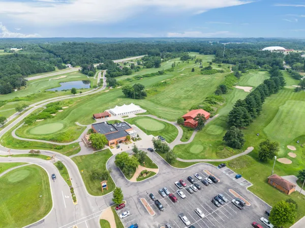 $225,000 | 2411 River Wisconsin Dells Wi 53965, Unit 2235, Wisconsin Dells, WI 53965