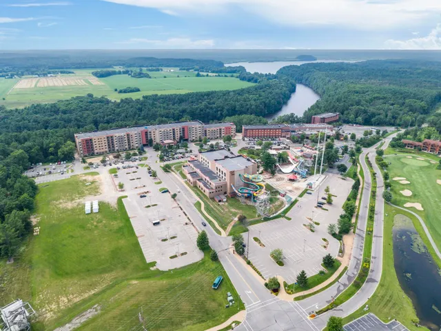 $225,000 | 2411 River Wisconsin Dells Wi 53965, Unit 2235, Wisconsin Dells, WI 53965