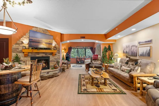 $225,000 | 2411 River Wisconsin Dells Wi 53965, Unit 2235, Wisconsin Dells, WI 53965