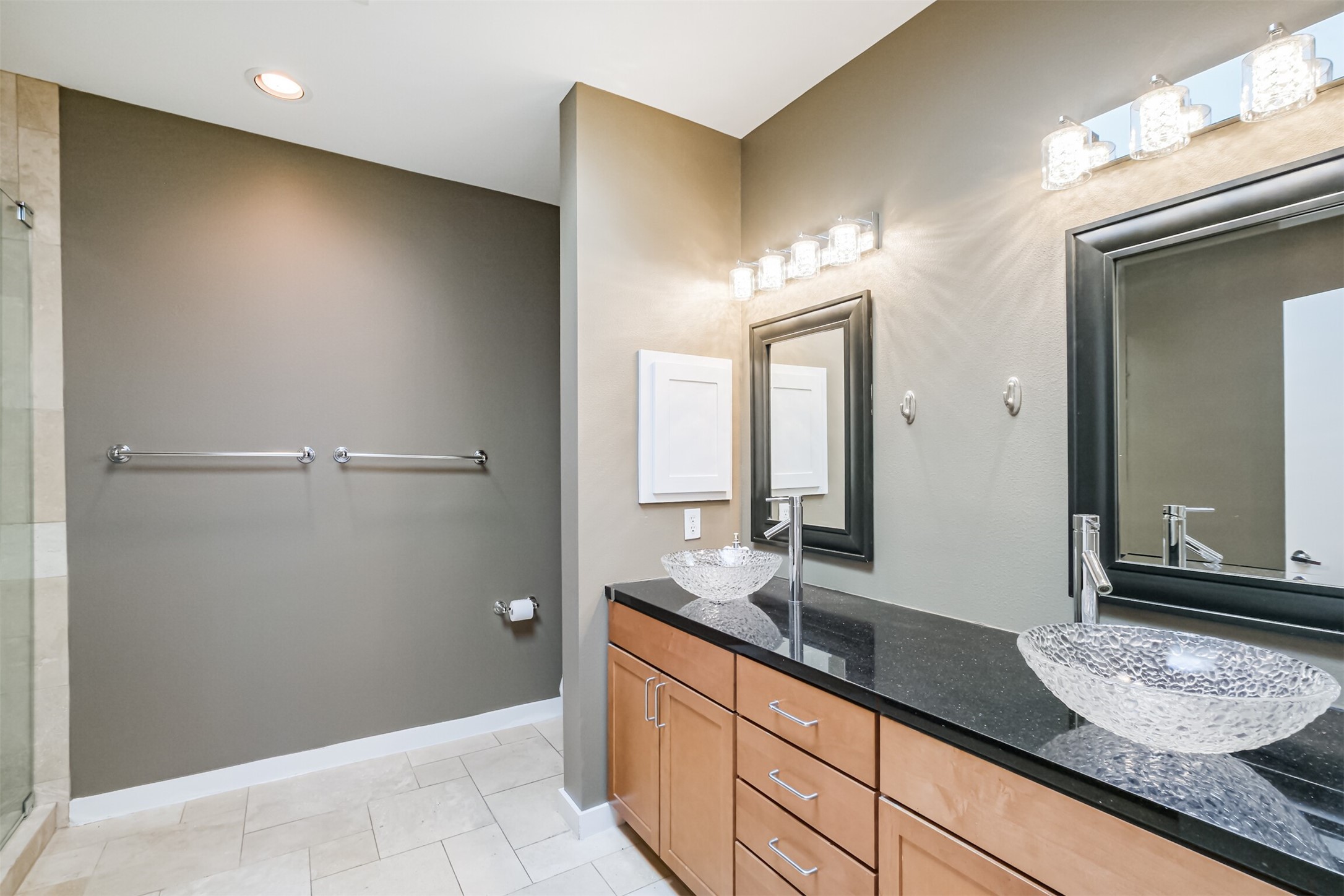 2364 Arlington Street Houston, TX 77008 - Photo 29 of 45 a bathroom with a granite countertop sink and a mirror