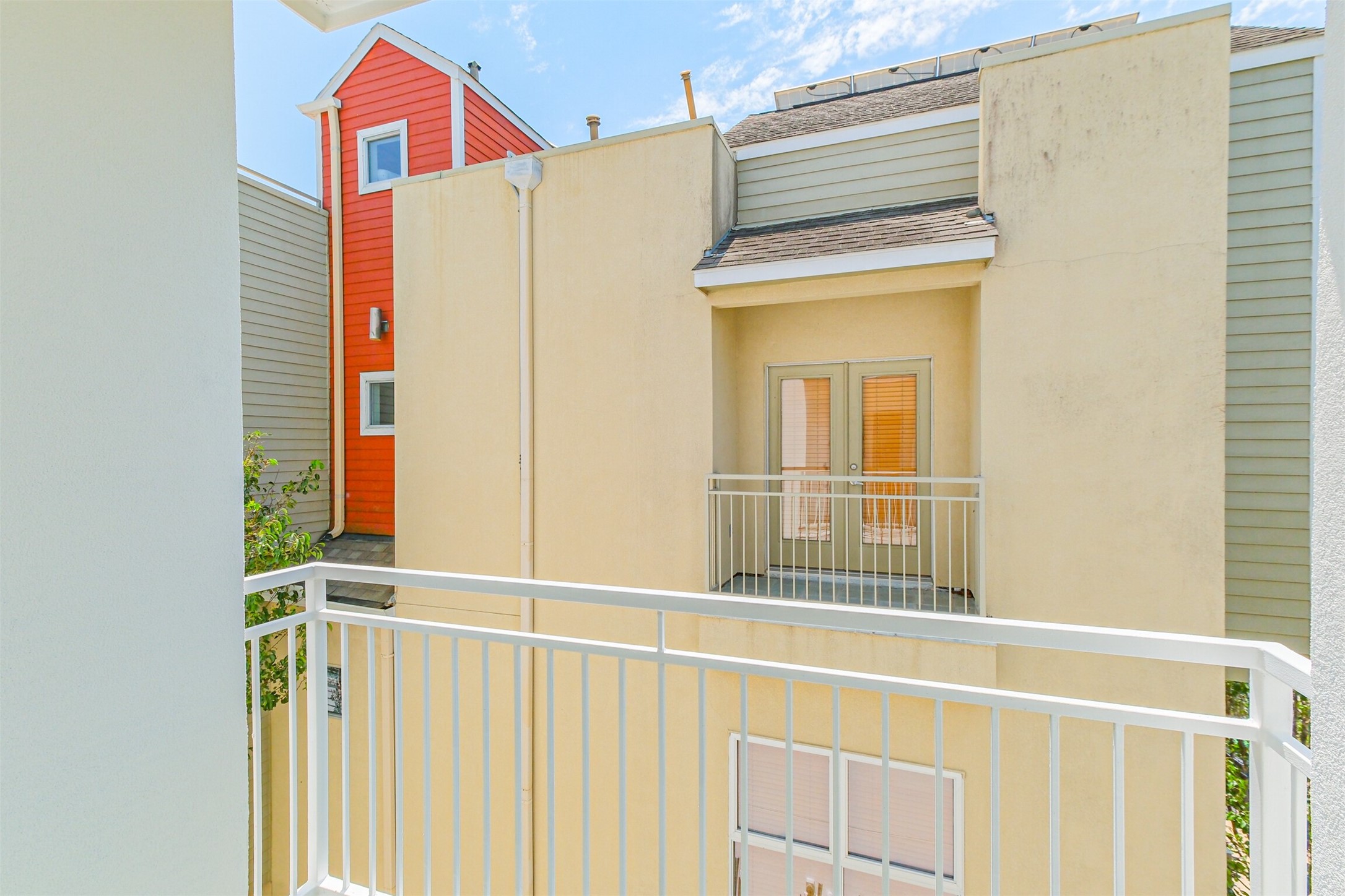 2364 Arlington Street Houston, TX 77008 - Photo 33 of 45 a view of front door