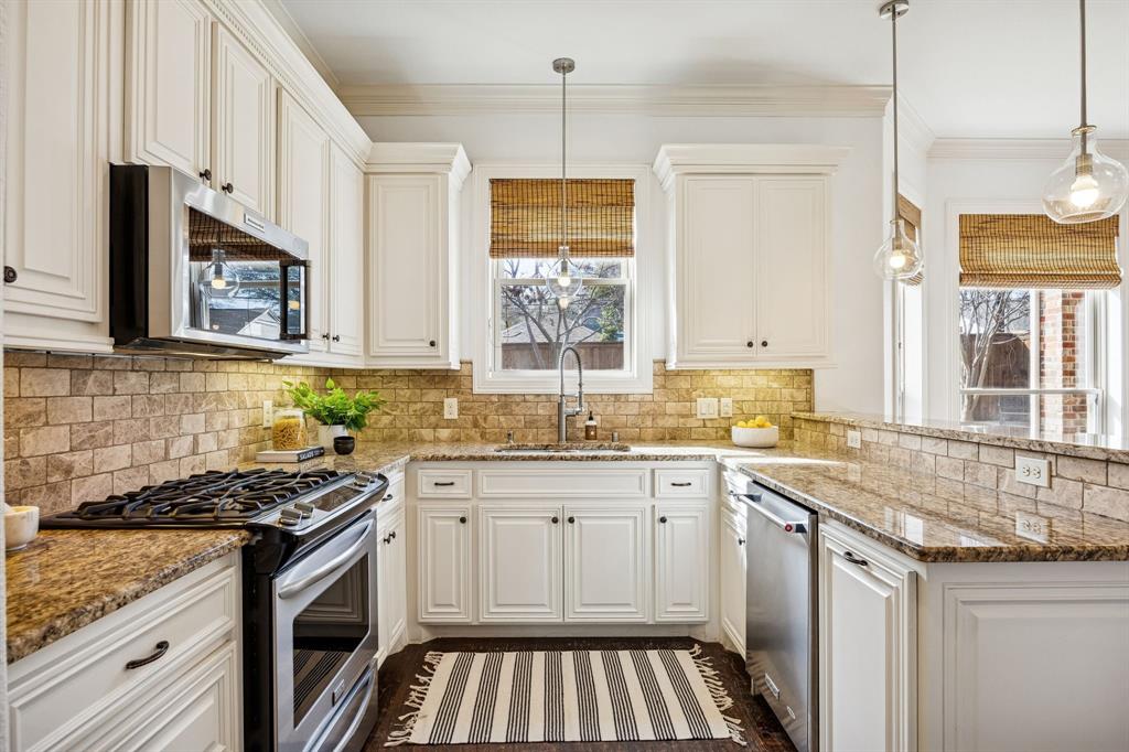 6232 Martel Avenue Dallas, TX 75214 - Photo 5 of 32