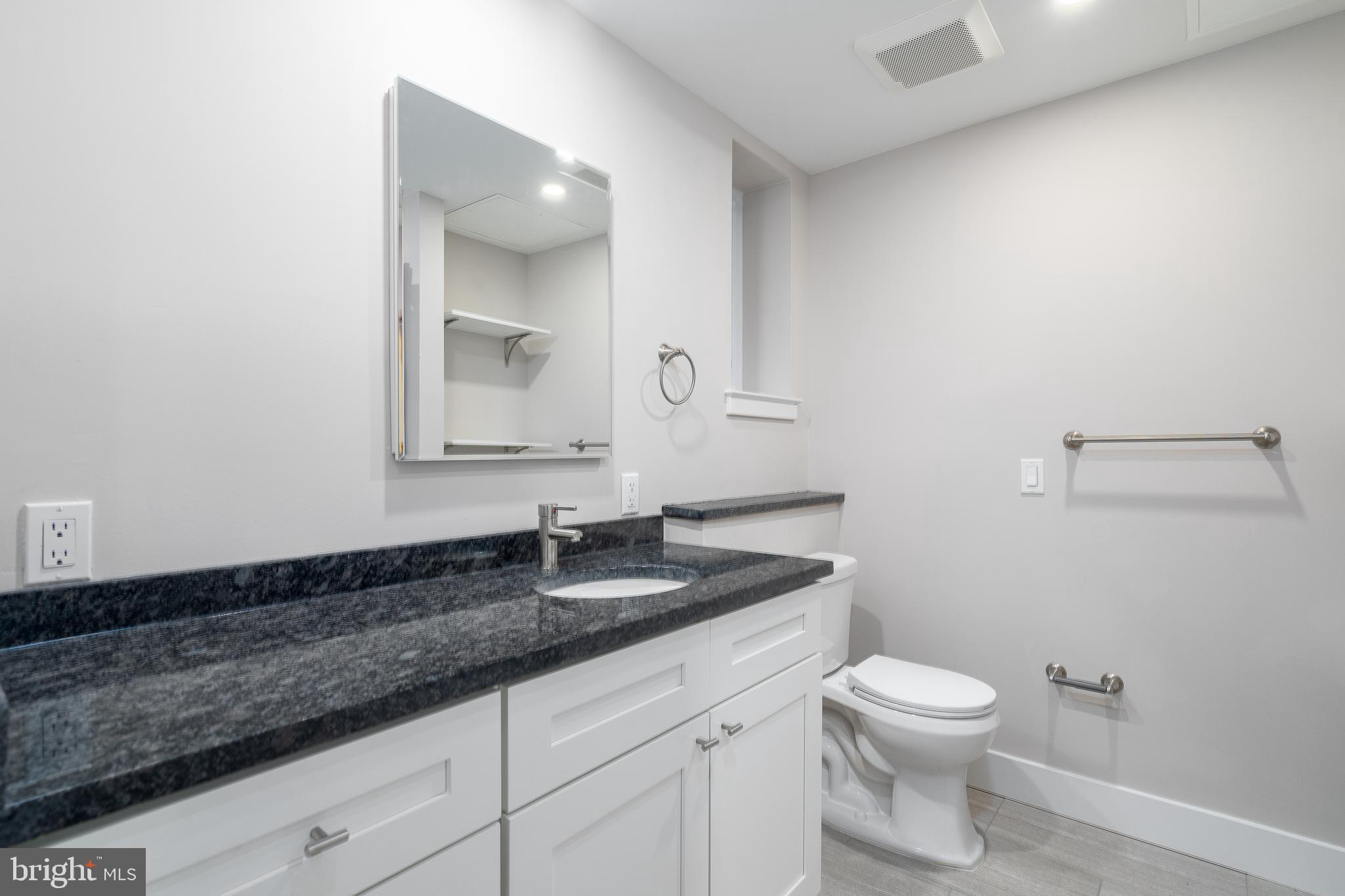 632 Tasker Street Philadelphia, PA 19148 - Photo 22 of 36