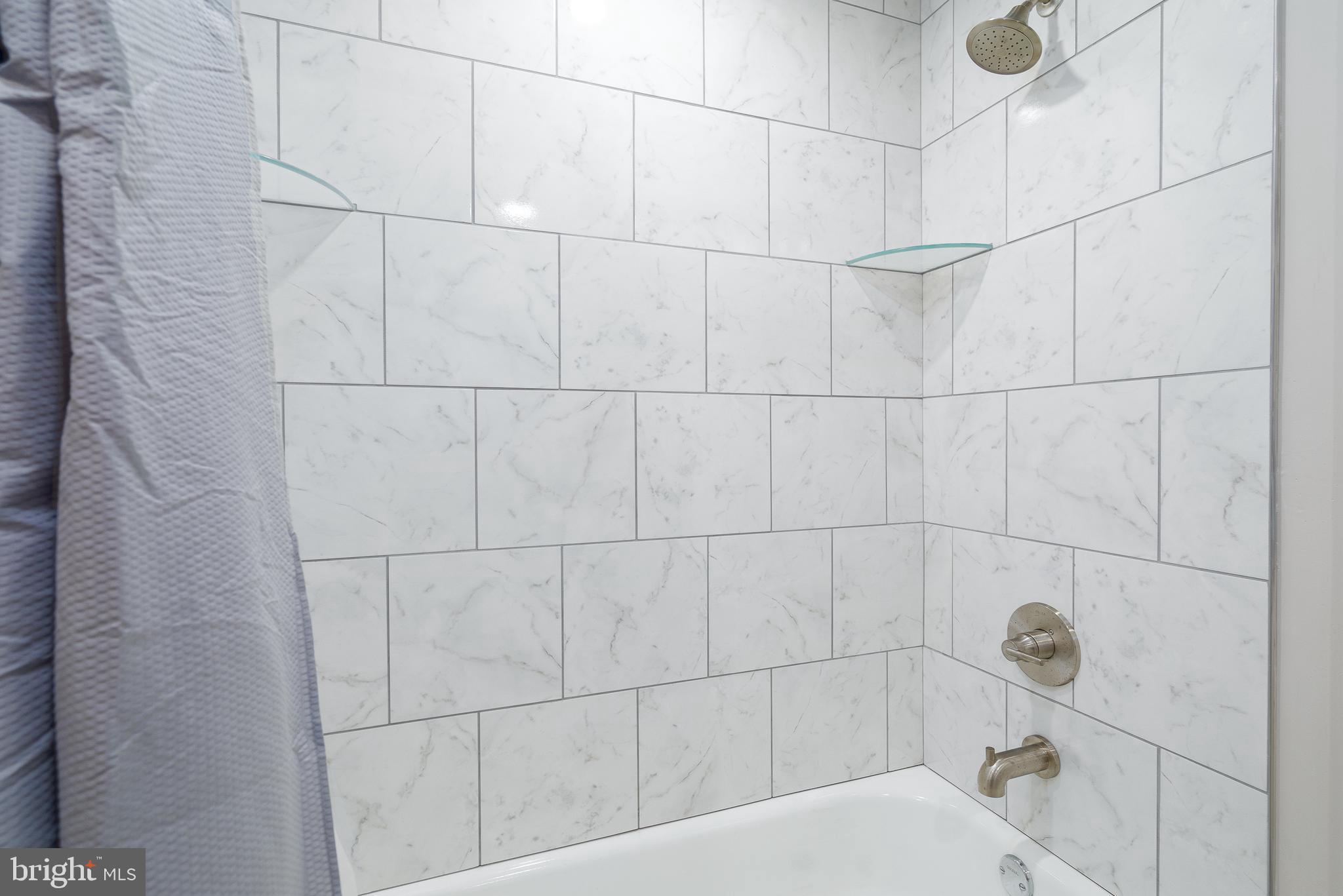 632 Tasker Street Philadelphia, PA 19148 - Photo 23 of 36