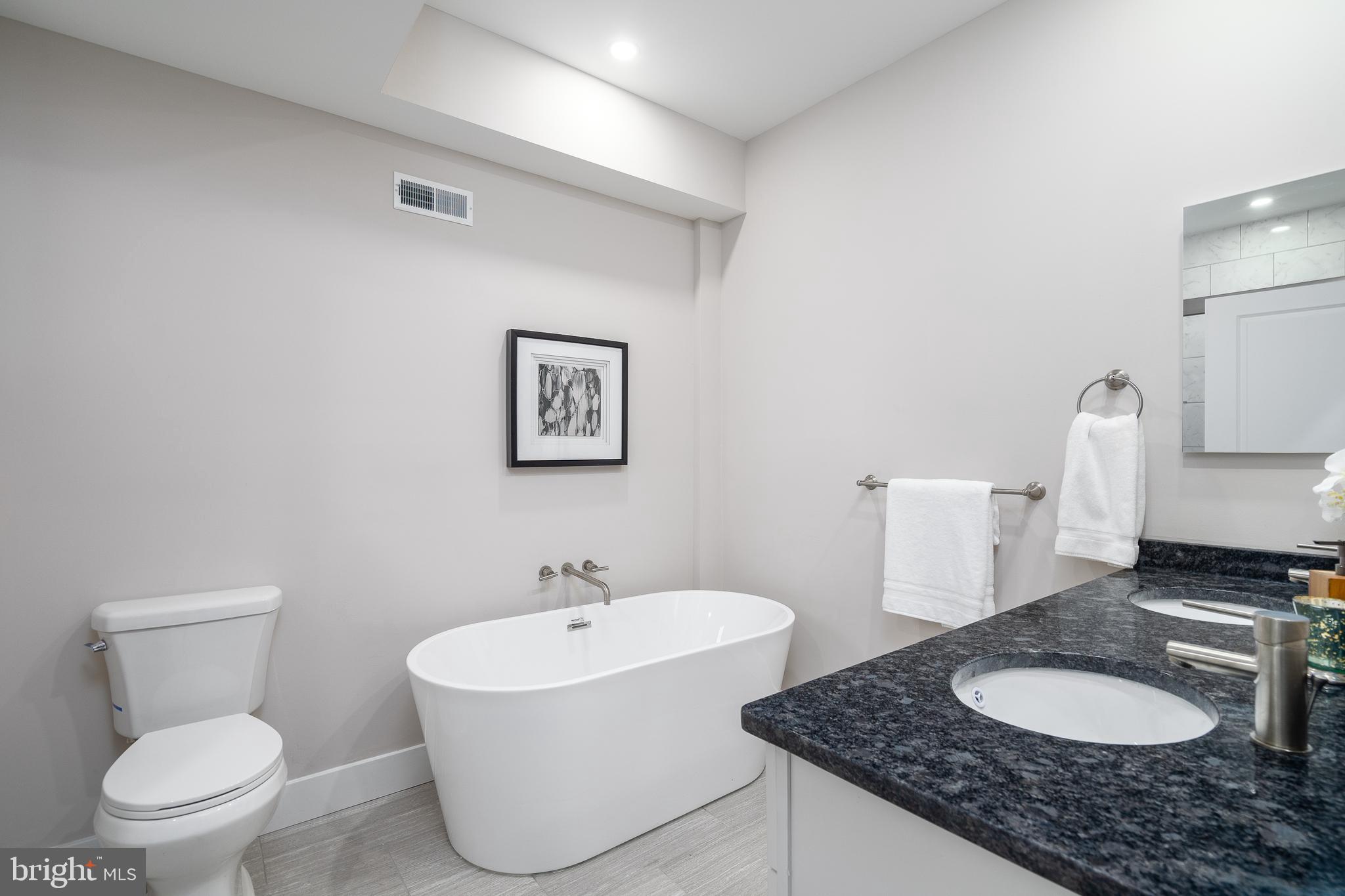 632 Tasker Street Philadelphia, PA 19148 - Photo 28 of 36