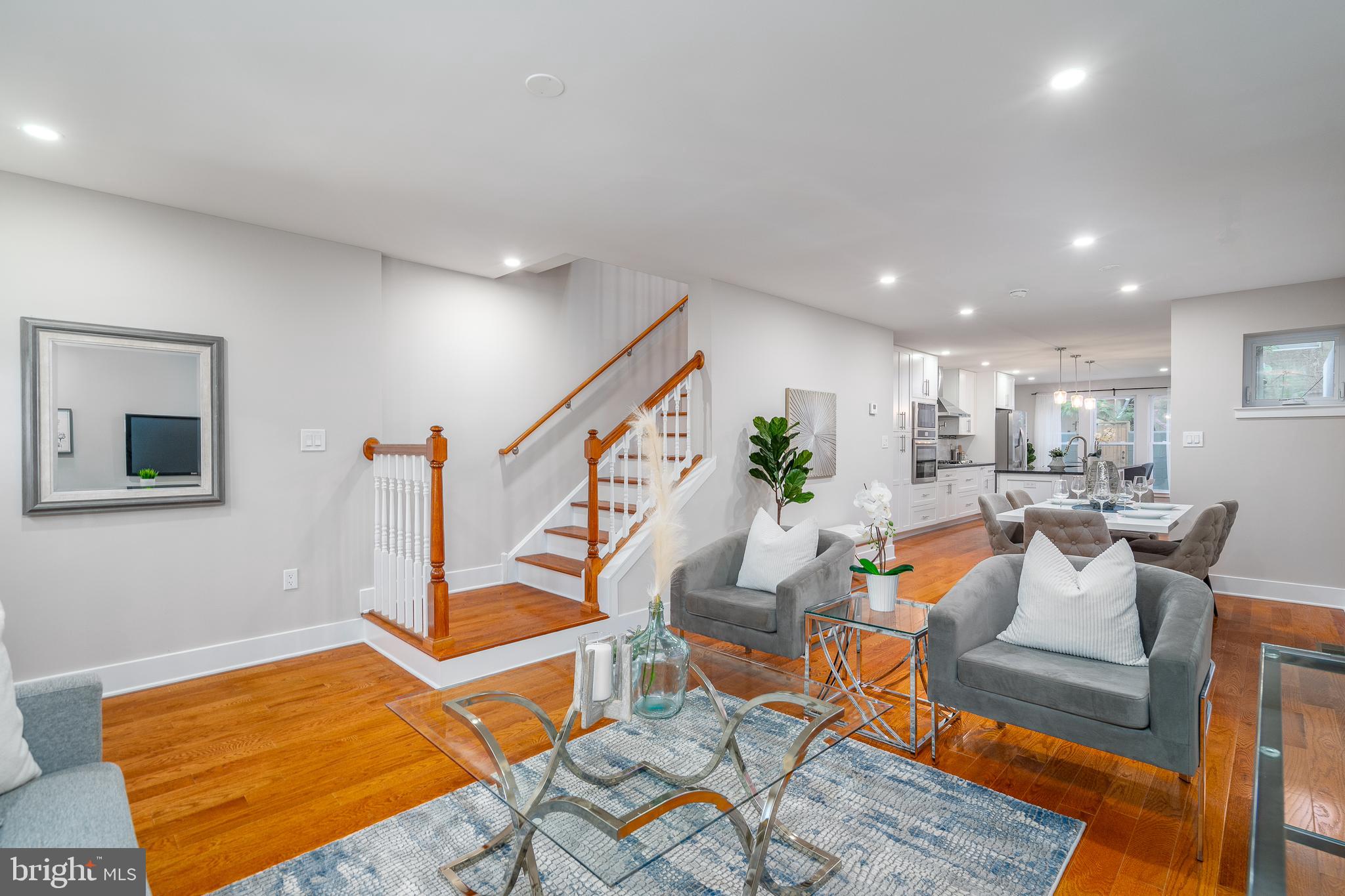 632 Tasker Street Philadelphia, PA 19148 - Photo 3 of 36