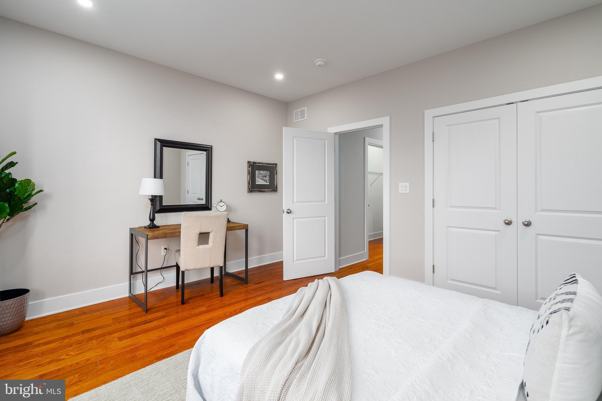 632 Tasker Street Philadelphia, PA 19148 - Photo 32 of 36