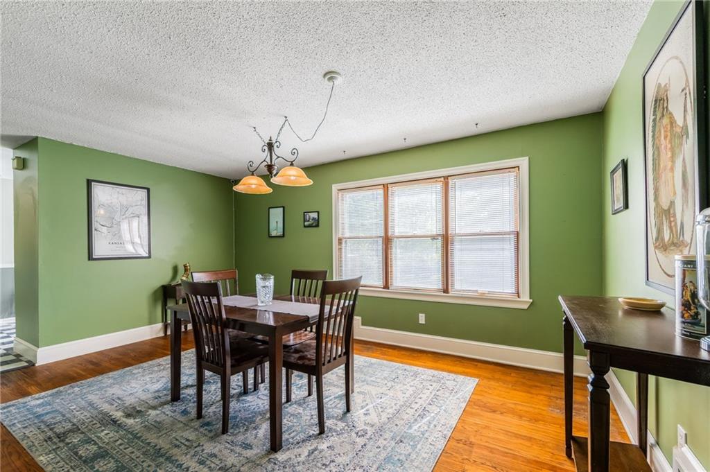 2906 Northeast Russell Rd. Kansas City, MO 64117 - Photo 12 of 34