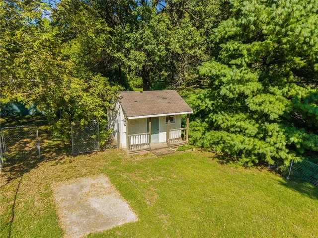 $289,900 | 2906 Northeast Russell Rd., Kansas City, MO 64117