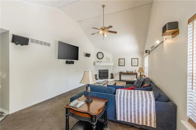 $289,900 | 2906 Northeast Russell Rd., Kansas City, MO 64117