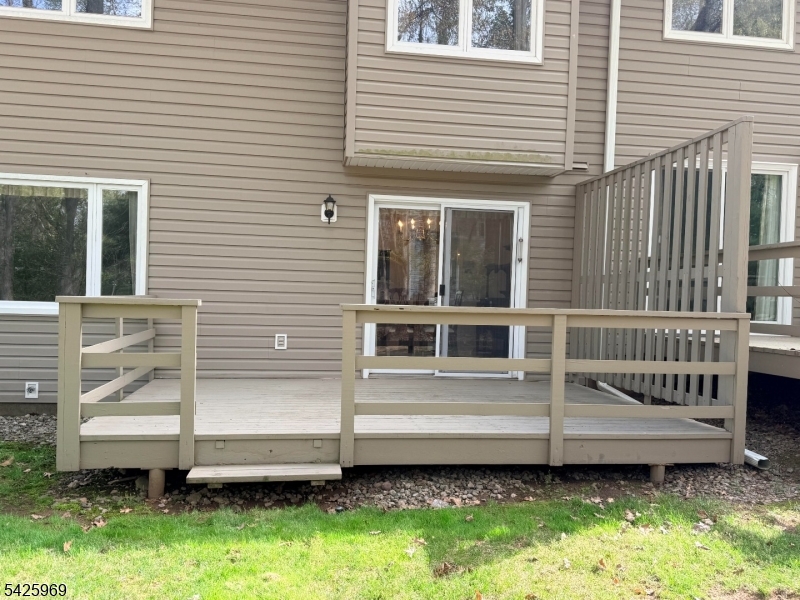 3 MacMillan Court Mahwah, NJ 07430 - Photo 35 of 48