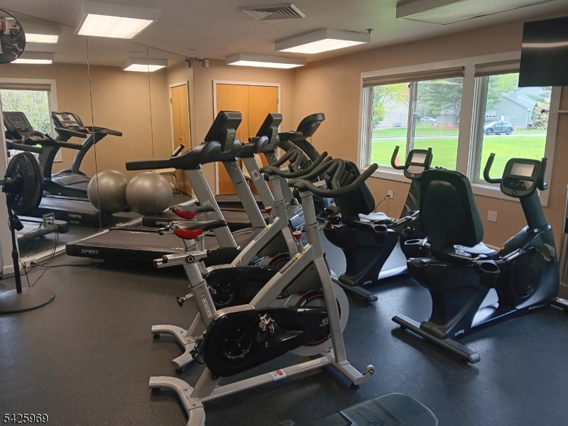 3 MacMillan Court Mahwah, NJ 07430 - Photo 48 of 48